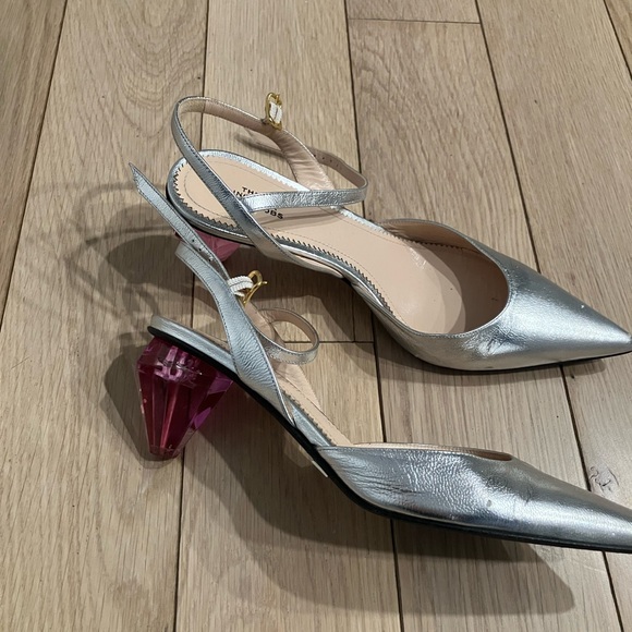 Marc Jacobs Slingback Heels - Picture 2 of 3
